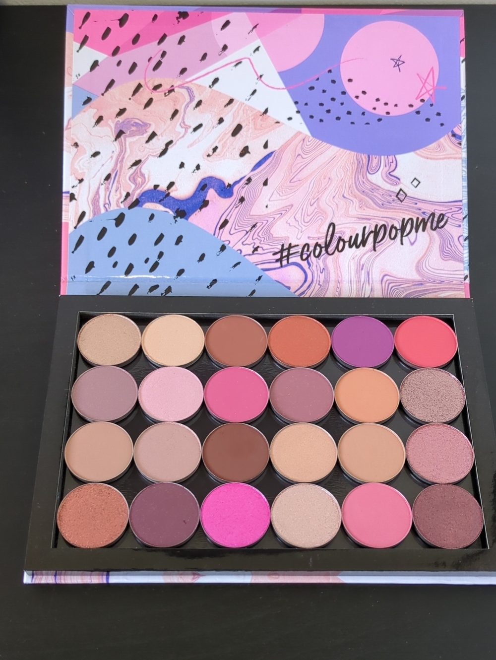 Colourpop single shadows (24 pcs)